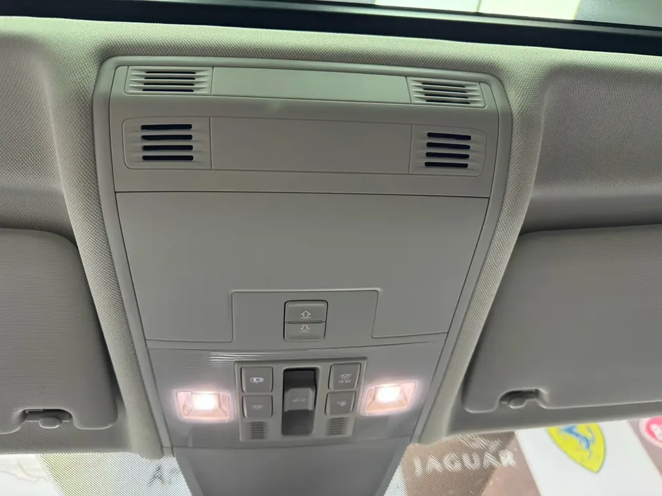 Volkswagen Tayron Tanyue 2023 280TSI 2WD Luxury Plus Advanced Edition 2022 — миниатюра 4