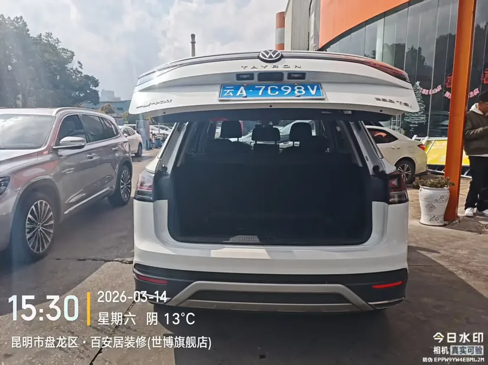 Volkswagen Tayron Tanyue 2023 280TSI 2WD Luxury Plus Advanced Edition 2022 — миниатюра 5