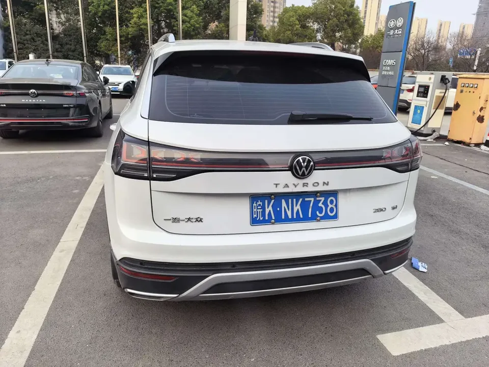 Volkswagen Tayron Tanyue 2023 280TSI 2WD Luxury Plus Advanced Edition 2022 — миниатюра 5