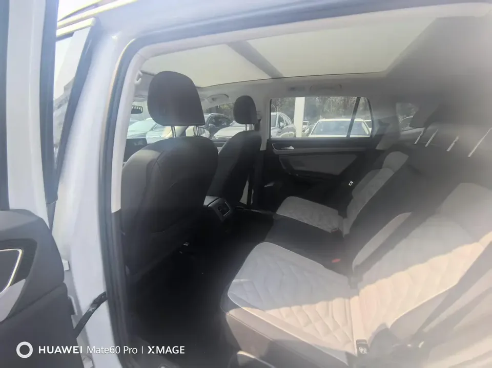 Volkswagen Tayron Tanyue 2023 280TSI 2WD Luxury Plus Advanced Edition 2022 — миниатюра 3