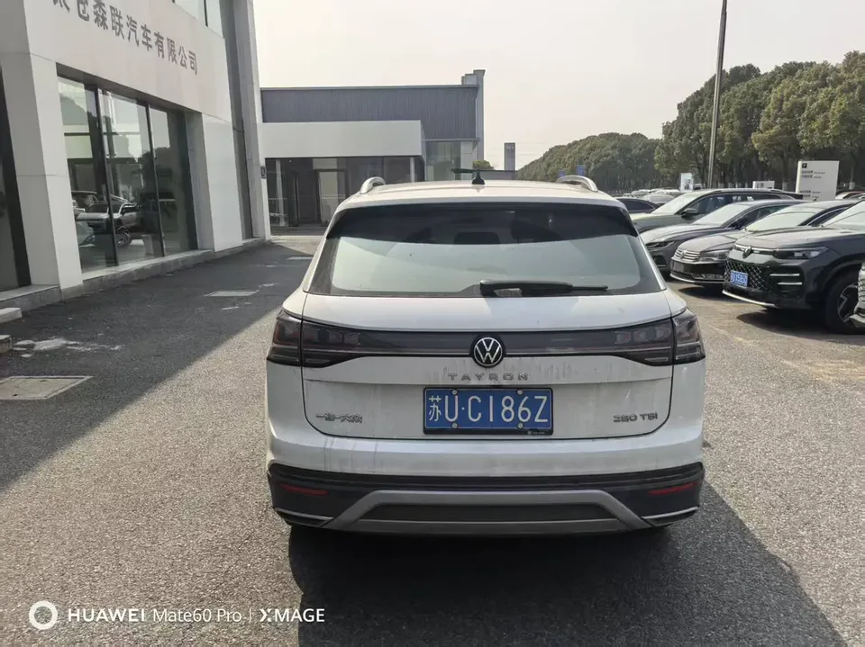 Volkswagen Tayron Tanyue 2023 280TSI 2WD Luxury Plus Advanced Edition 2022 — миниатюра 4