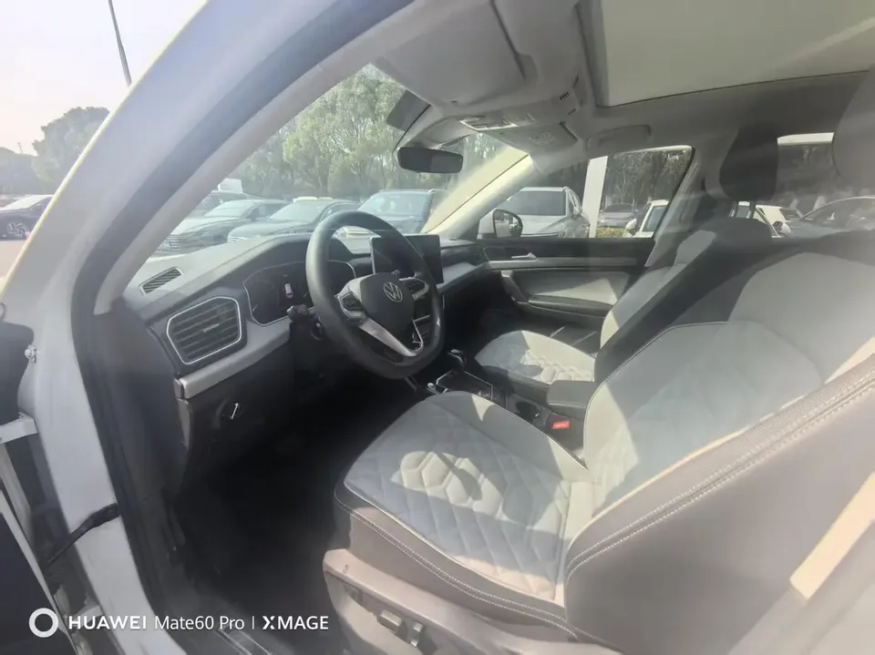 Volkswagen Tayron Tanyue 2023 280TSI 2WD Luxury Plus Advanced Edition 2022 — миниатюра 5