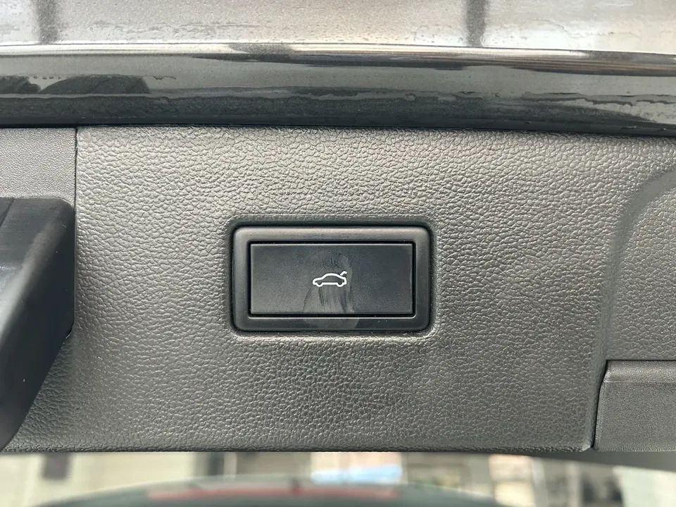 Volkswagen Tayron Tanyue 2023 280TSI 2WD Luxury Plus Advanced Edition 2022 — миниатюра 4