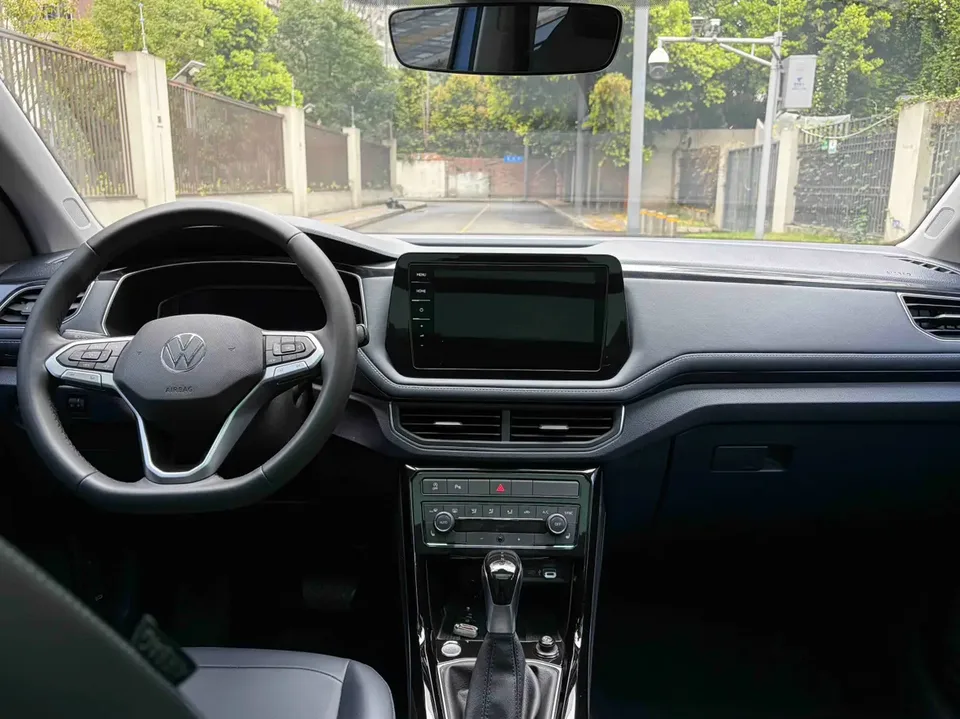 Volkswagen Tharu Tuyue 2025 New 300TSI Ruixiang Edition 2024 — миниатюра 4