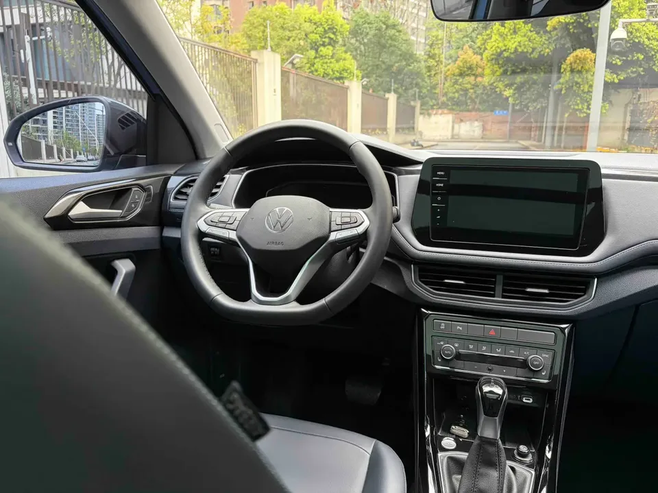 Volkswagen Tharu Tuyue 2025 New 300TSI Ruixiang Edition 2024 — миниатюра 5