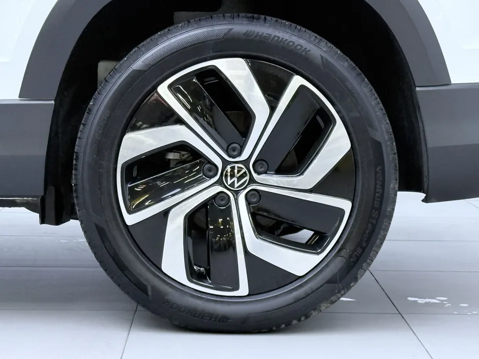 Volkswagen Tharu 300TSI 2WD Full Moon Edition 2025 — миниатюра 3
