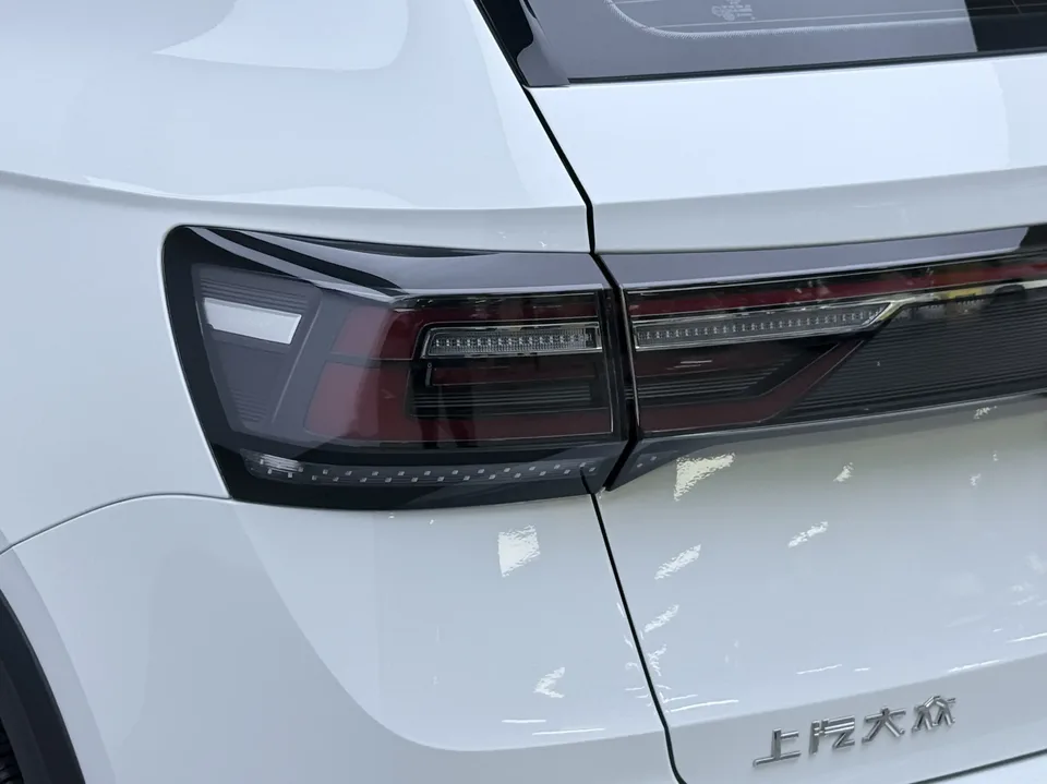 Volkswagen Tharu 300TSI 2WD Full Moon Edition 2025 — миниатюра 4
