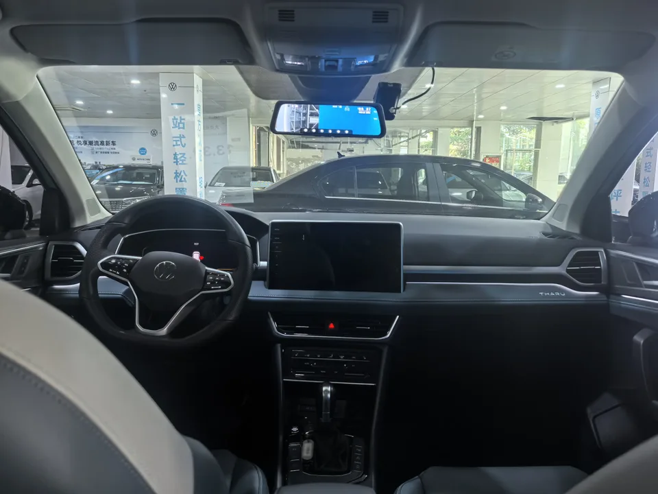 Volkswagen Tharu 300TSI 2WD Moon Edition 2024 — миниатюра 3