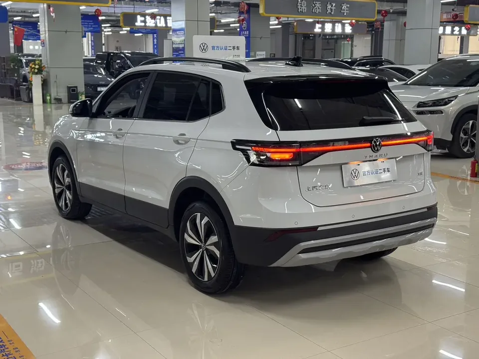 Volkswagen Tharu tuyue 2025 New 1.5L Sharp Edition 2025 — thumbnail 4