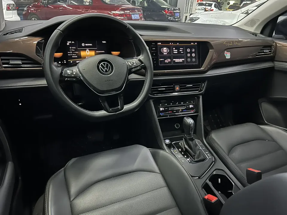 Volkswagen Tharu Tuyue 280TSI 2WD Fashion Edition 2022 — миниатюра 5