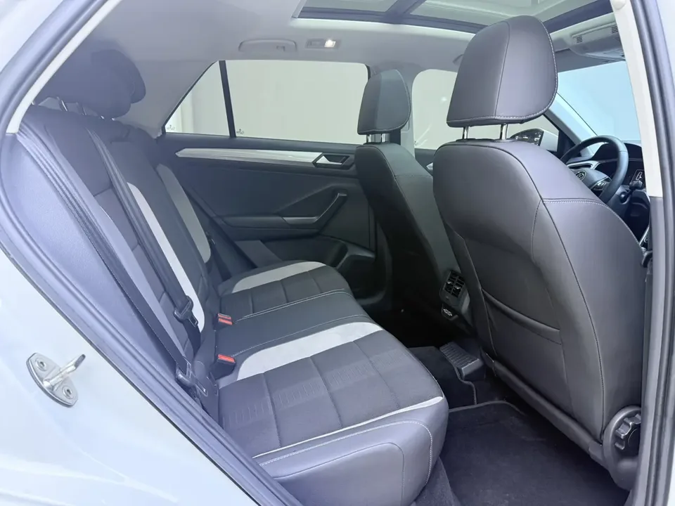Volkswagen T-Roc Tanyue 280TSI DSG 2WD Elite PLUS 2023 — миниатюра 5