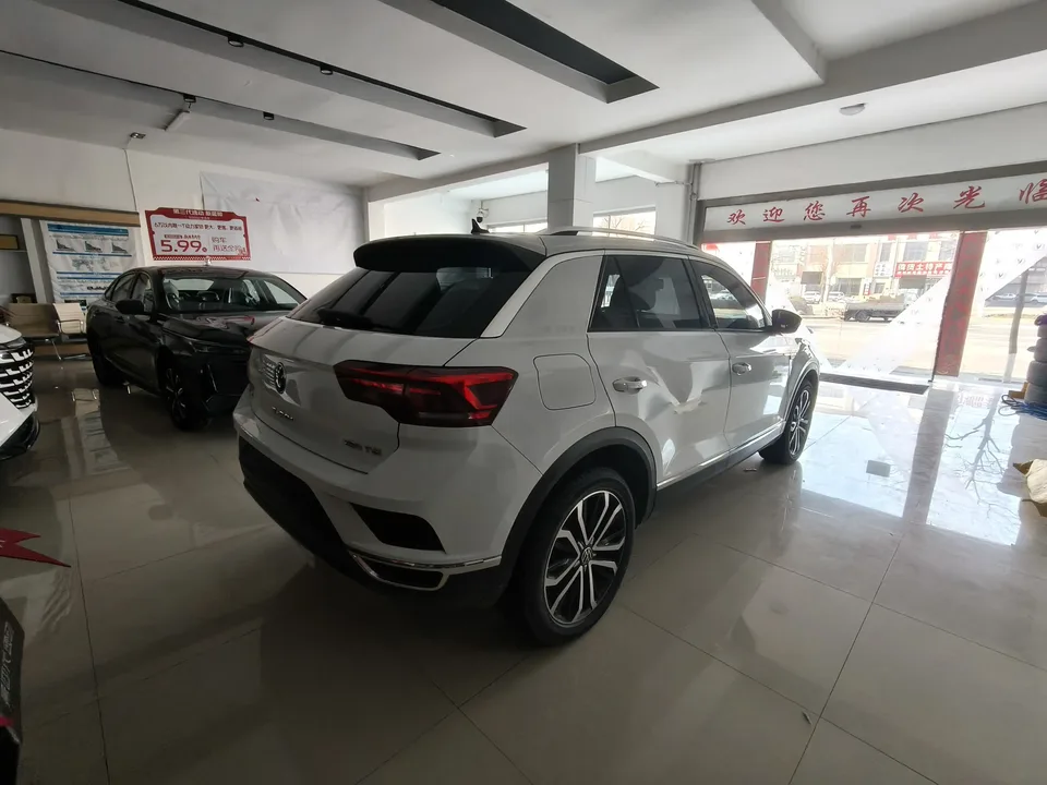 Volkswagen T-Roc Tange 280TSI DSG two-wheel drive comfort PLUS 2022 — миниатюра 2