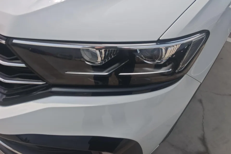 Volkswagen T-Roc Tanyue 280TSI DSG 2WD R-Line Pro PLUS 2022 — миниатюра 2