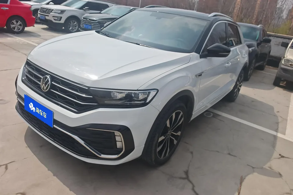 Volkswagen T-Roc Tanyue 280TSI DSG 2WD R-Line Pro PLUS 2022 — фото 1, купить с доставкой в Москву