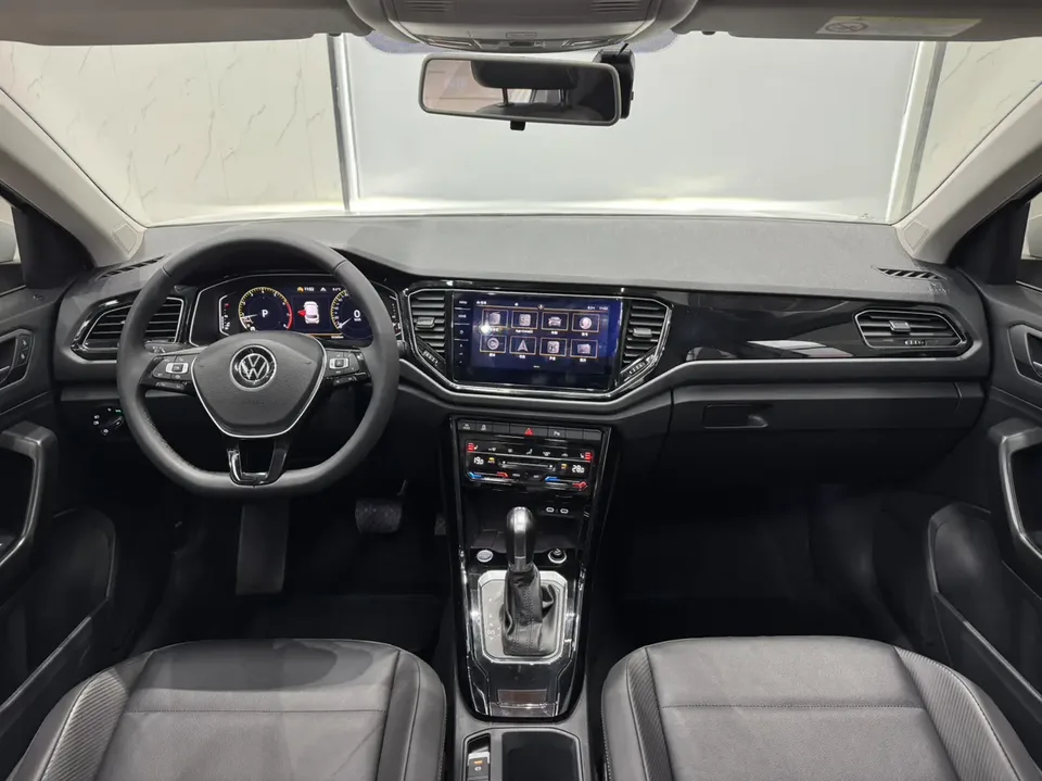 Volkswagen T-Roc TANG 2022 280TSI DSG 2WD Comfort PLUS 2023 — thumbnail 3