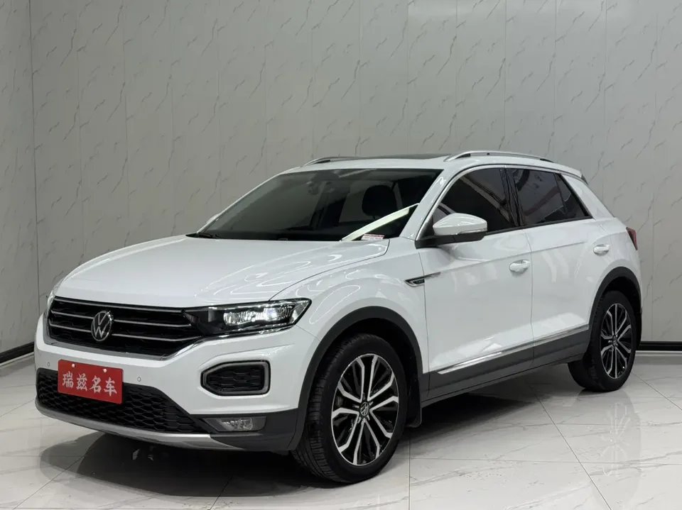 Volkswagen T-Roc TANG 2022 280TSI DSG 2WD Comfort PLUS 2023 — photo 1, buy with delivery to Moscow
