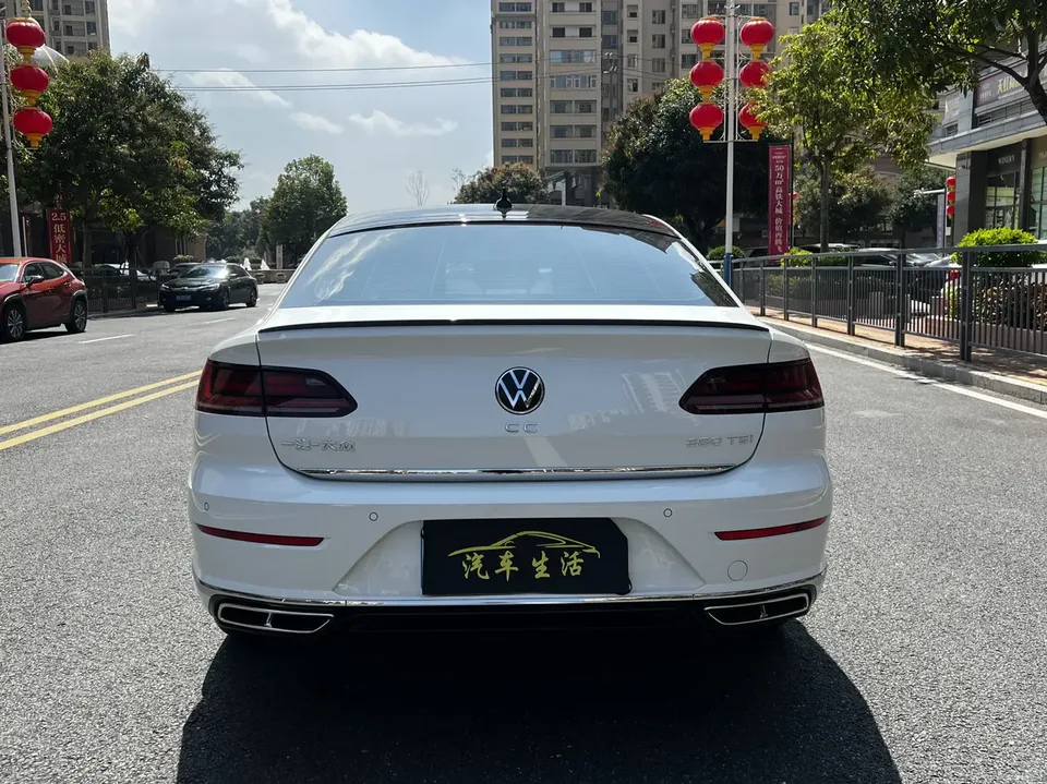 Volkswagen Arteon CC 2023 Volkswagen CC 2023 380TSI Eye-catching Edition 2023 — thumbnail 2