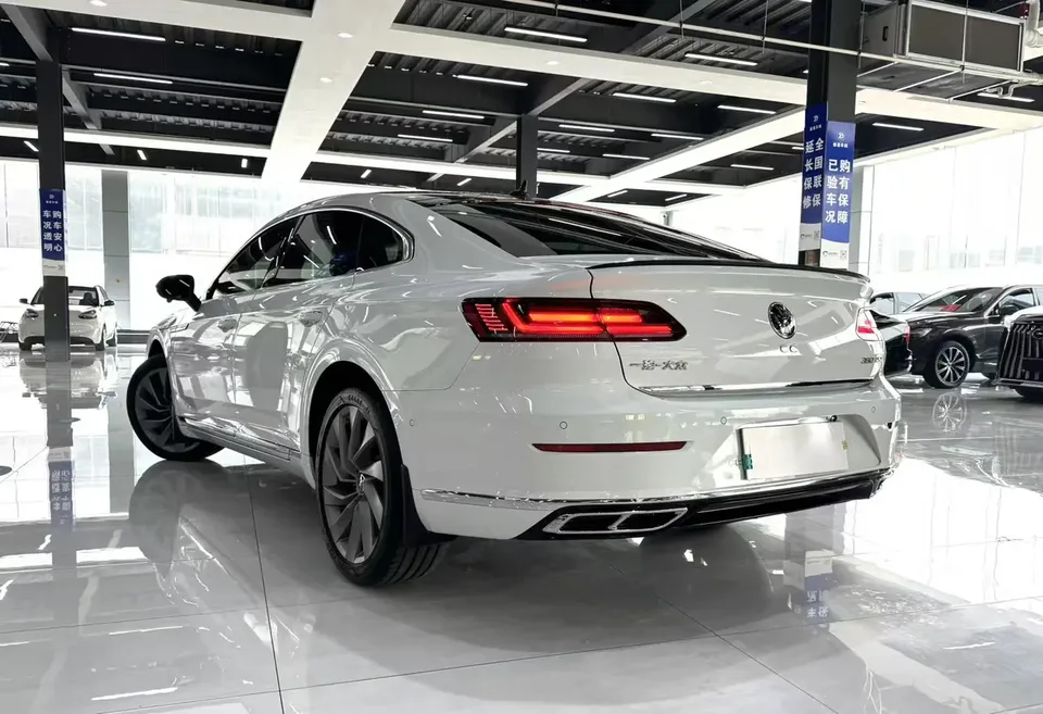 Volkswagen Arteon CC 2024 380TSI Eye-catching Edition 2024 — thumbnail 4