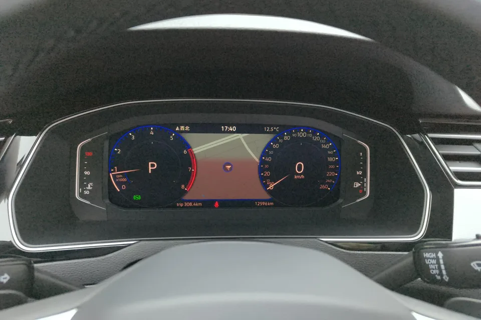 Volkswagen Magotan Magotan 2025 Public Edition 330TSI DSG Luxury Edition 2025 — миниатюра 4