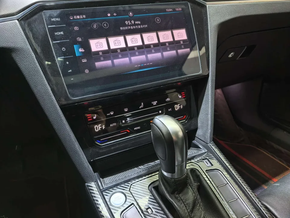 Volkswagen Magotan Magotan 2020 330TSI DSG Leading Edition 2022 — миниатюра 2