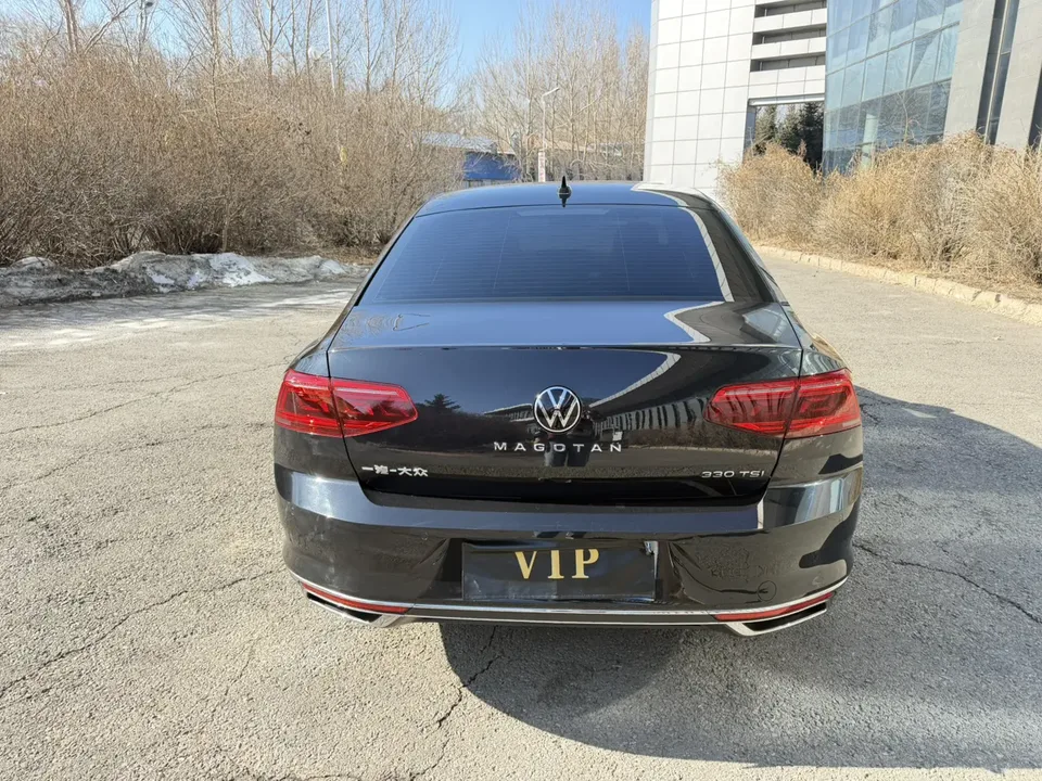 Volkswagen Magotan Magotan 2020 280TSI DSG Comfort Edition 2023 — миниатюра 2