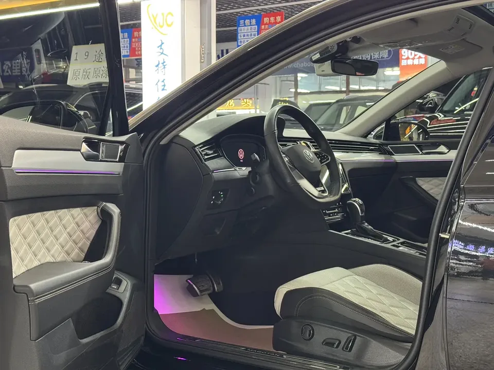 Volkswagen Magotan Magotan 2025 Magotan 2025 Public Edition 330TSI DSG Luxury Edition 2025 — thumbnail 5