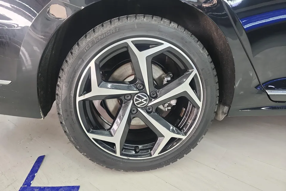 Volkswagen Passat Passat 2024 Passat 2024 380TSI Starry Sky Deluxe Edition 2024 — thumbnail 3