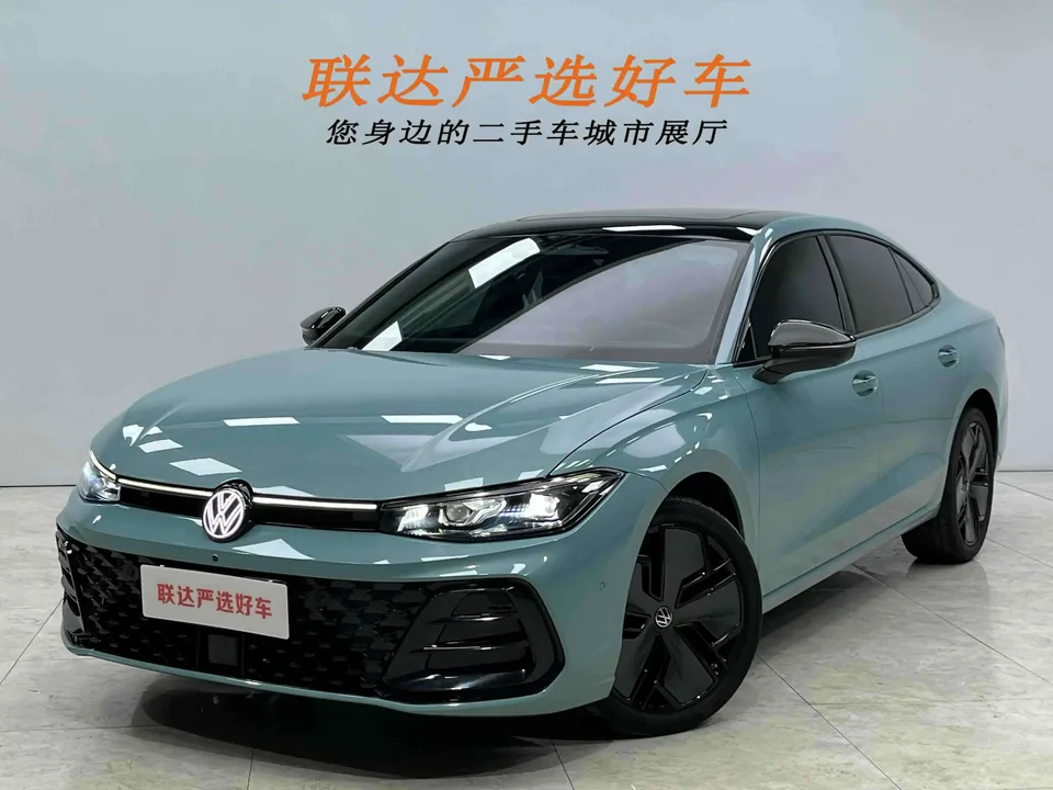 Volkswagen Passat 2024