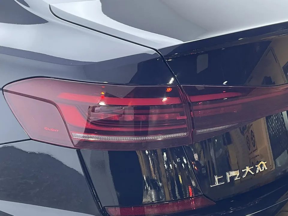 Volkswagen Passat facelift 330TSI luxury version 2023 — миниатюра 4