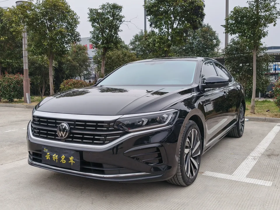 Volkswagen Passat 2023