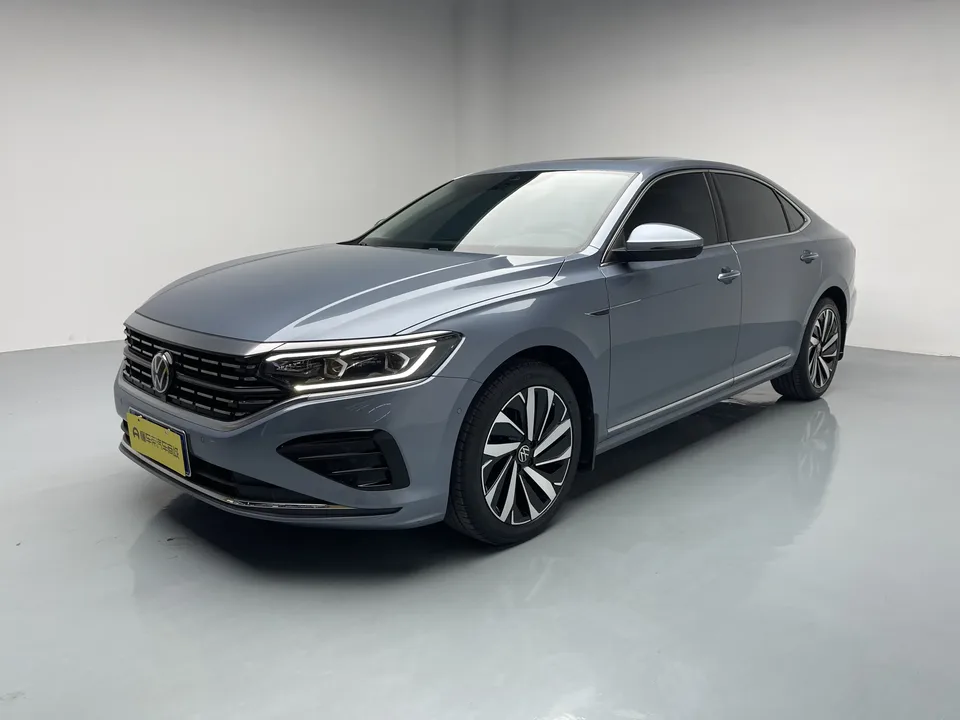 Volkswagen Passat 2022
