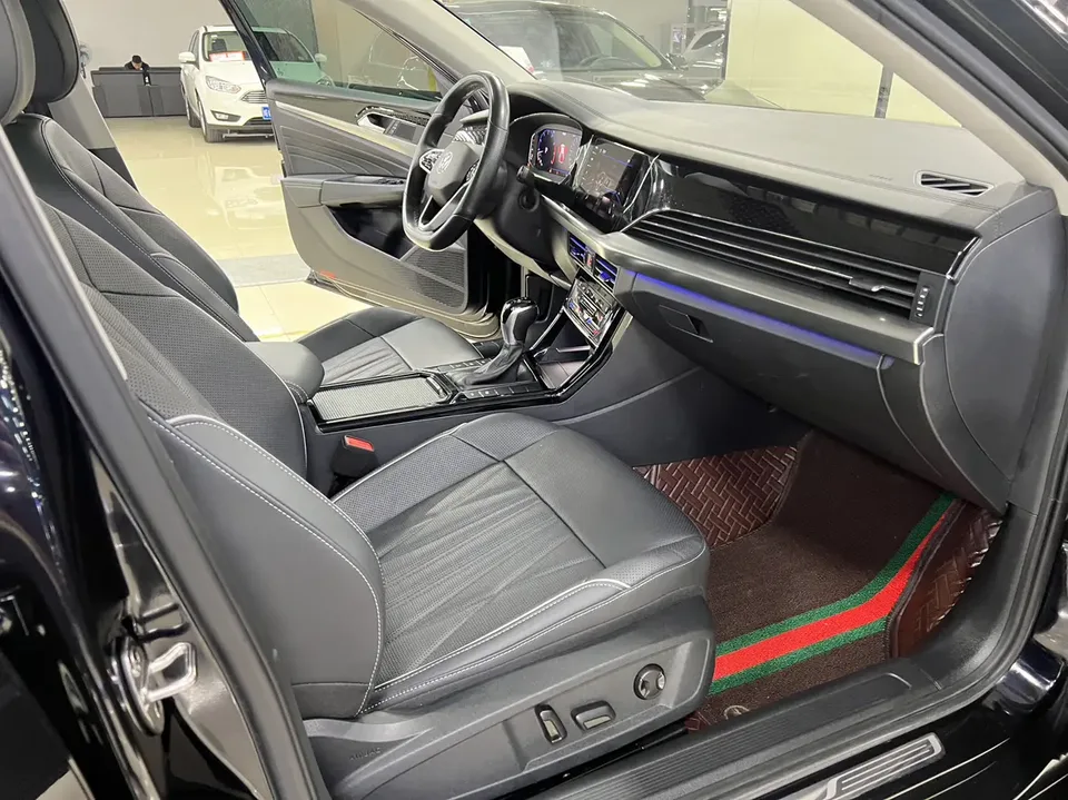 Volkswagen Passat Passat 2022 330TSI Starry Sky Premium Edition 2022 — миниатюра 5