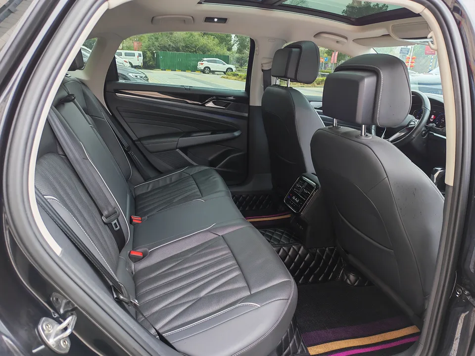 Volkswagen Passat Passat 2022 330TSI Deluxe Edition 2022 — миниатюра 5
