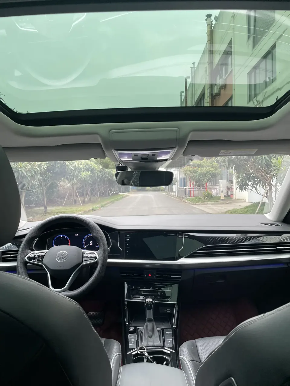 Volkswagen Passat Passat 2022 330TSI Deluxe Edition 2022 — миниатюра 4