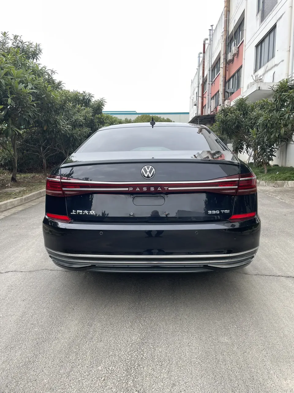 Volkswagen Passat Passat 2022 330TSI Deluxe Edition 2022 — миниатюра 5