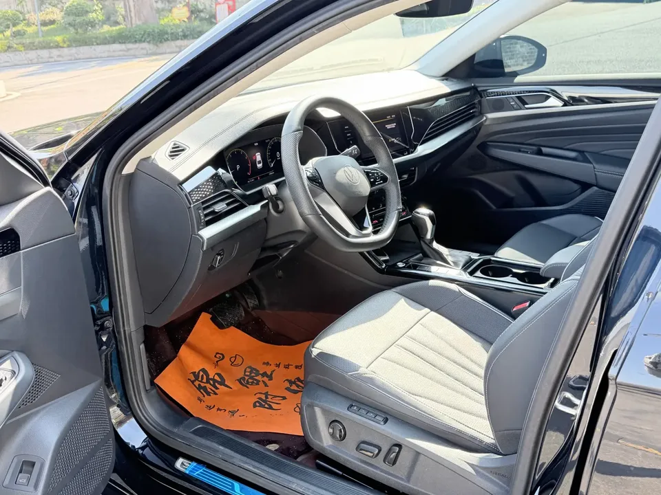Volkswagen Passat Passat 2023 330TSI Elite Edition 2024 — миниатюра 5