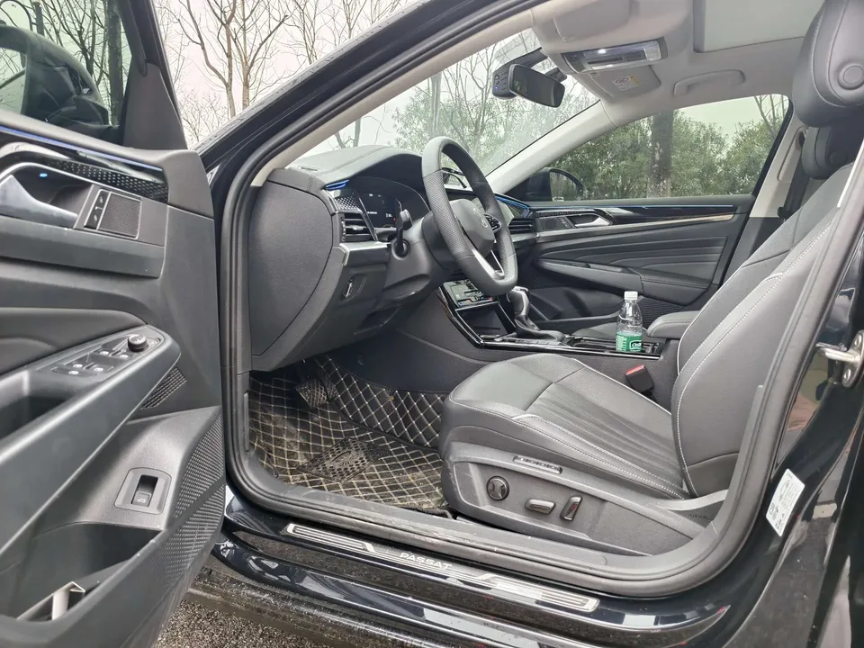 Volkswagen Passat Passat 2024 330TSI Elite Edition 2024 — миниатюра 5