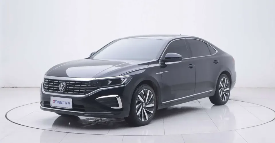 Volkswagen Passat 2024