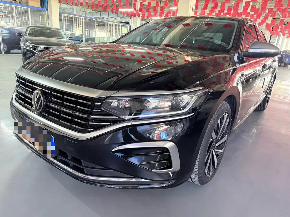Volkswagen Passat 2022