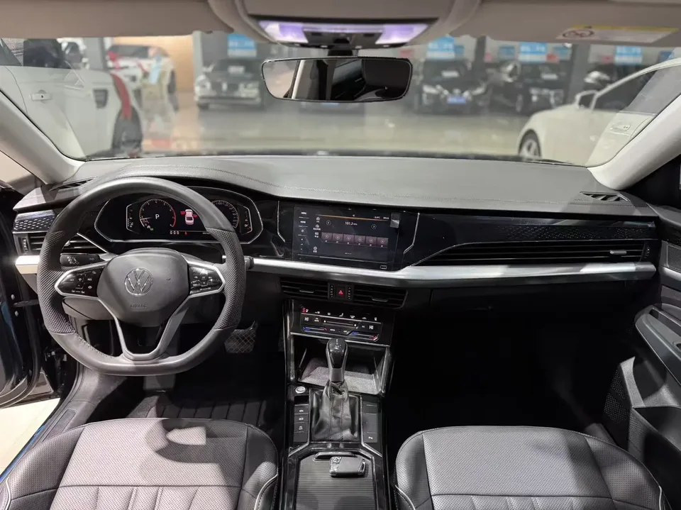 Volkswagen Passat Passat 2024 330TSI Star Elite Edition 2024 — миниатюра 3