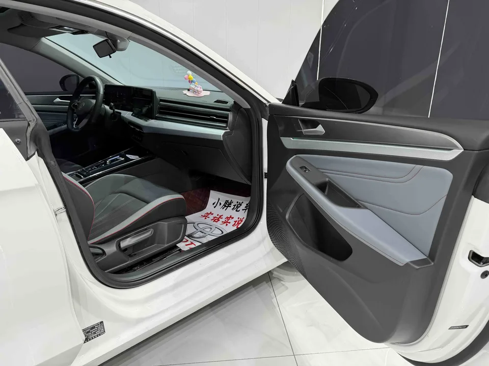 Volkswagen Lamando Lingdu Lingdu L 280TSI DSG Cool Edition 2023 — миниатюра 5