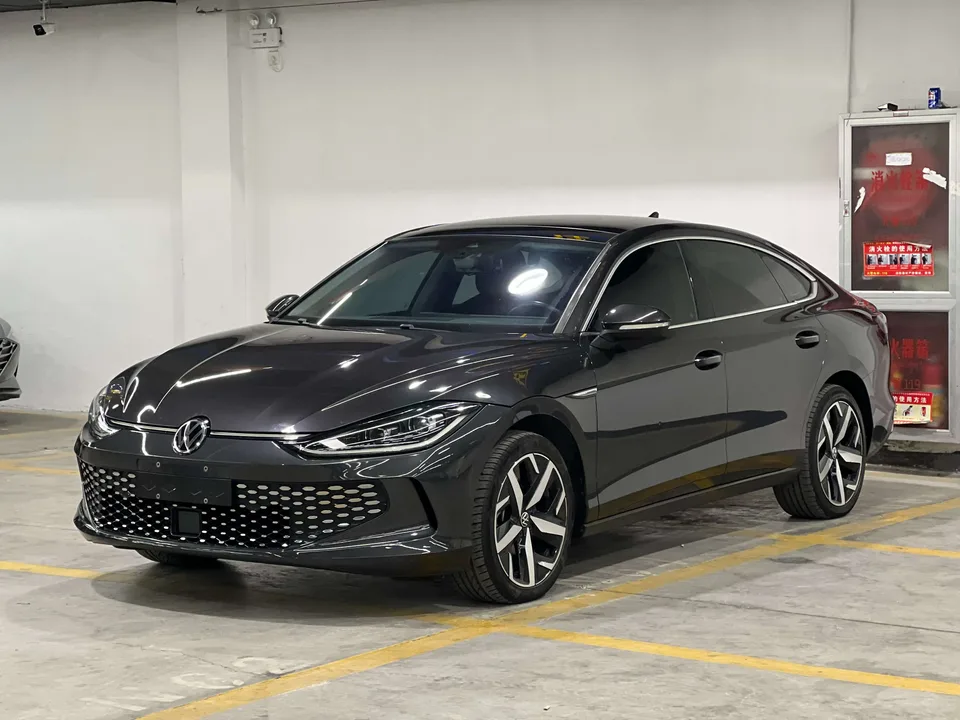 Volkswagen Lamando Lingdu Lingdu L 280TSI DSG Cool Edition 2022 — фото 1, купить с доставкой в Москву