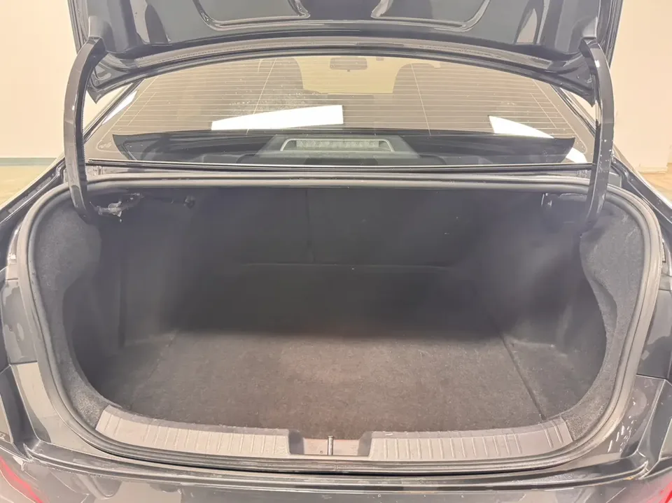Volkswagen Sagitar Sagitar 300TSI DSG Beyond Edition 2024 — миниатюра 5