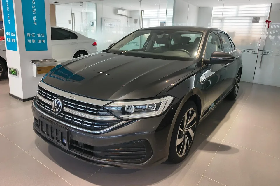 Volkswagen Sagitar 2023