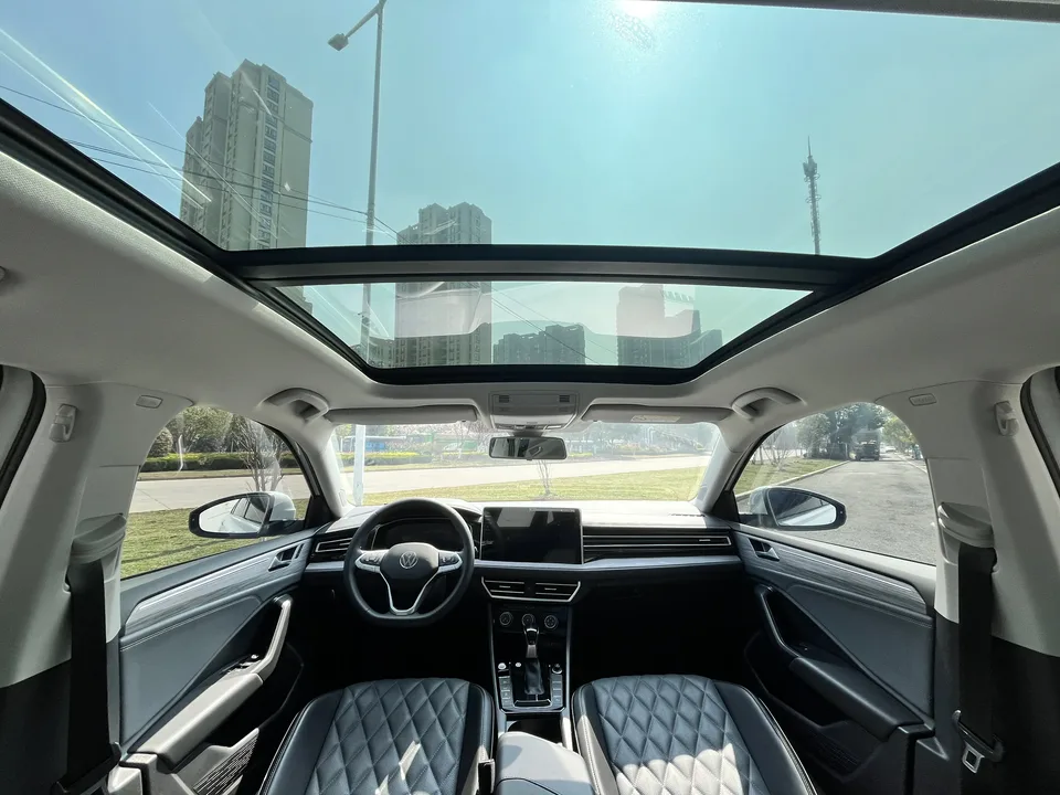 Volkswagen Sagitar 2023 Sagitar 300TSI DSG Beyond Edition 2024 — миниатюра 4