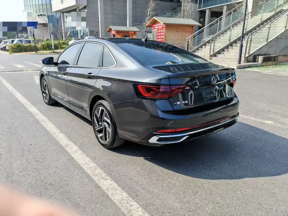 Volkswagen Sagitar 2023 Sagitar 300TSI DSG Beyond Edition 2024 — миниатюра 4