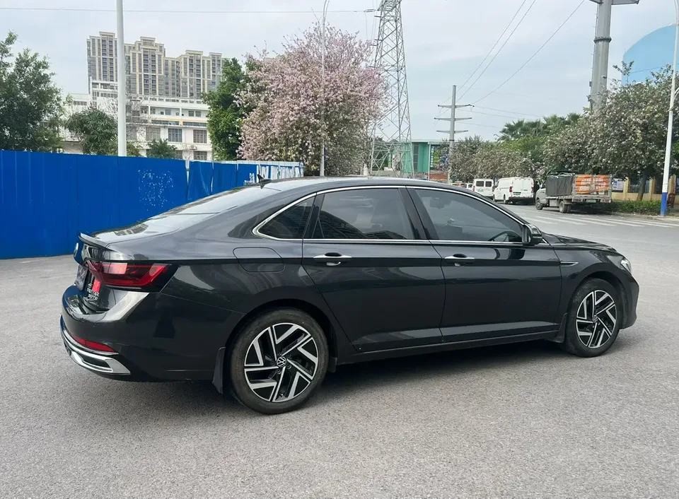 Volkswagen Sagitar Sagitar 2023 280TSI DSG Beyond Edition Plus 2023 — thumbnail 2