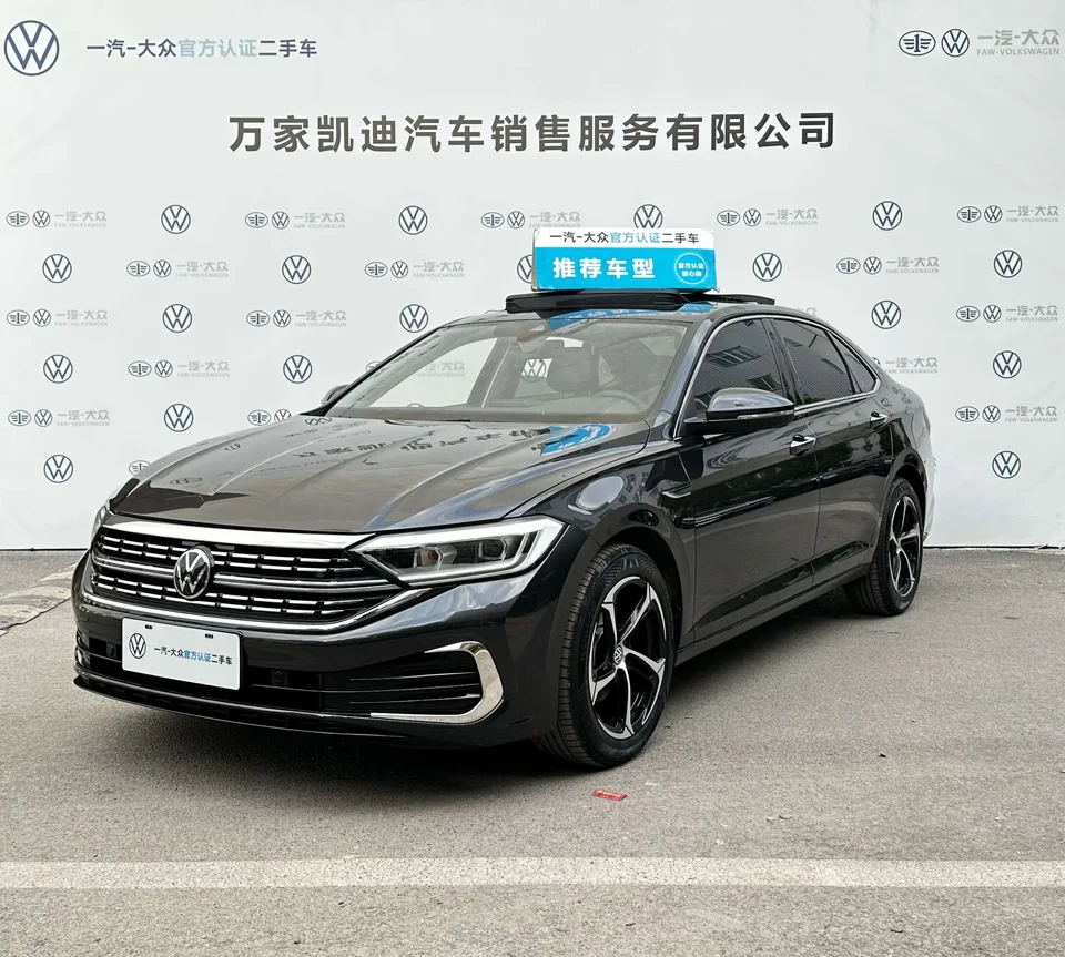 Volkswagen Sagitar 2025
