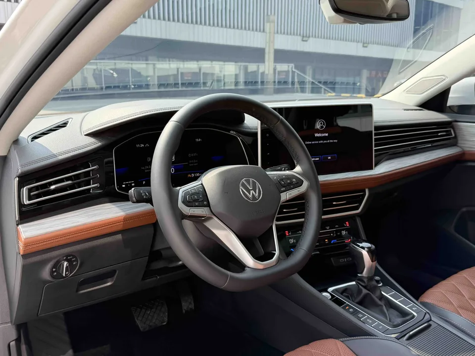 Volkswagen Sagitar 2023 Sagitar 280TSI DSG Beyond Edition 2022 — миниатюра 4