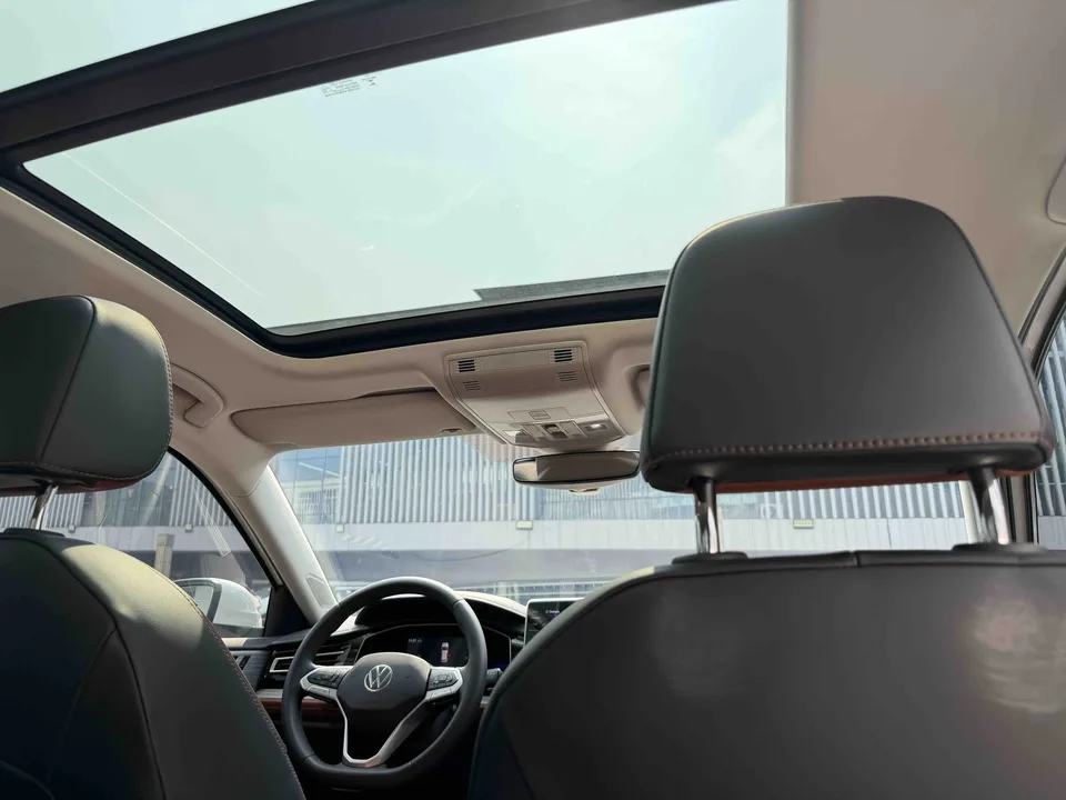 Volkswagen Sagitar 2023 Sagitar 280TSI DSG Beyond Edition 2022 — миниатюра 5